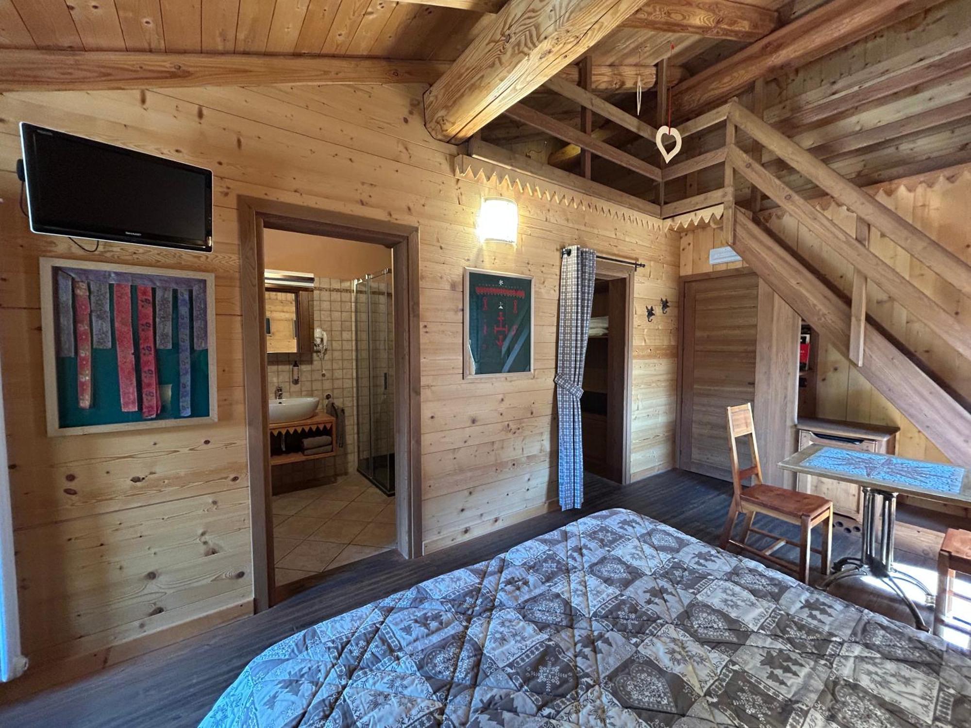 Hibou Chambres - Cogne Extérieur photo