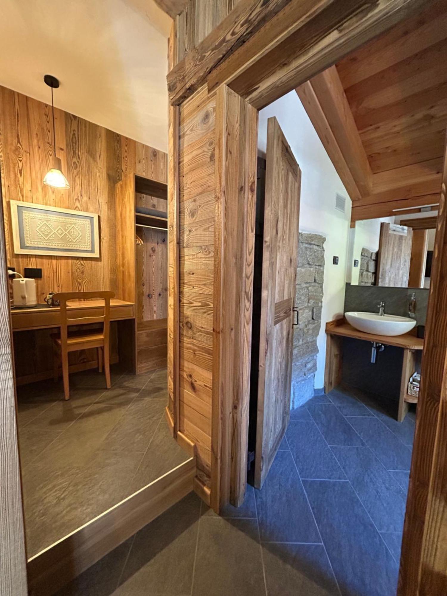 Hibou Chambres - Cogne Extérieur photo