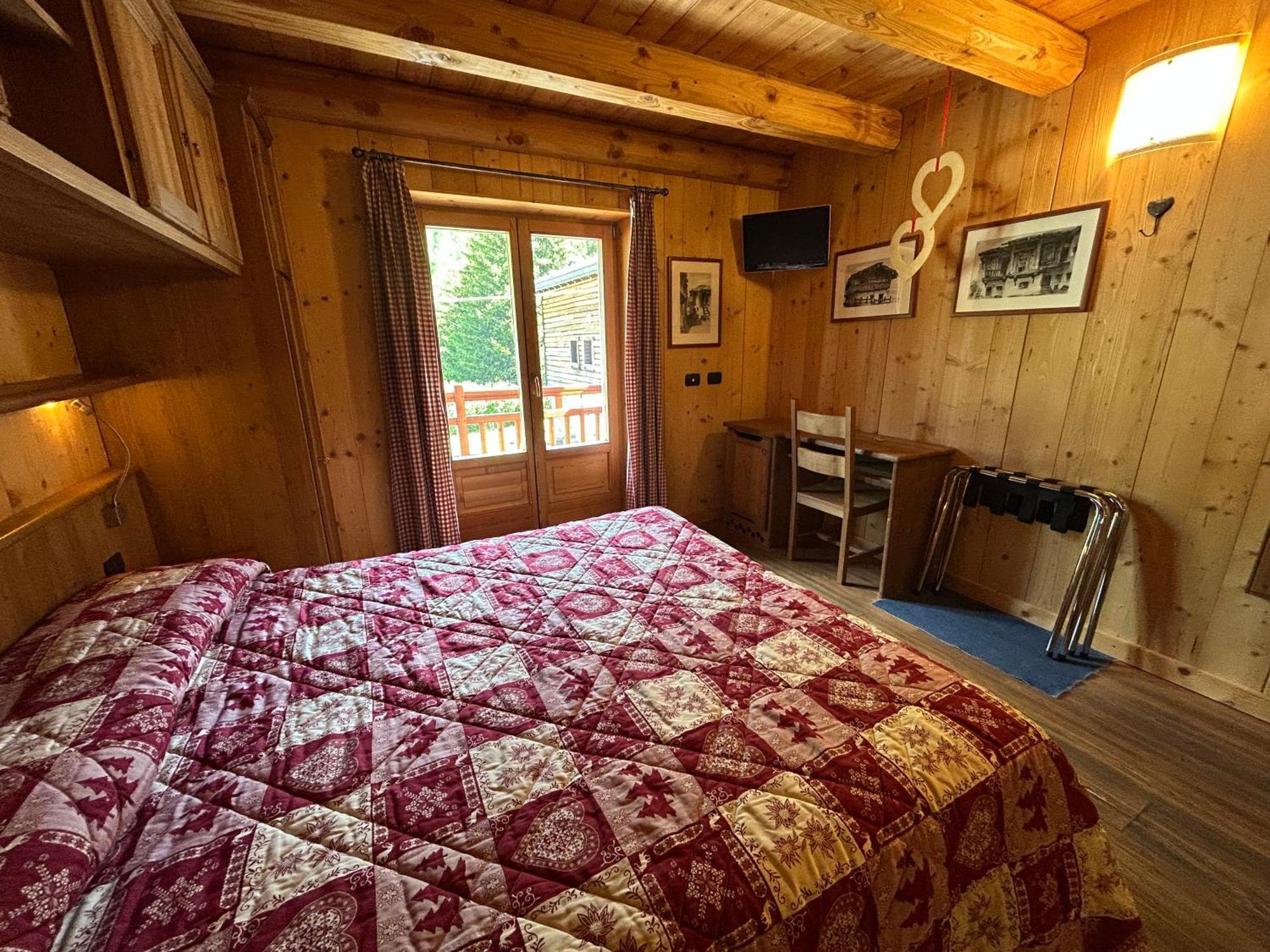 Hibou Chambres - Cogne Extérieur photo